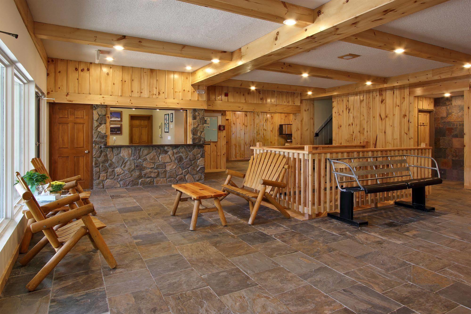 Harrietta Caberfae Peaks Ski & Golf Resort מראה חיצוני תמונה